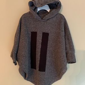 Nununu brand cape size 3T-4T
